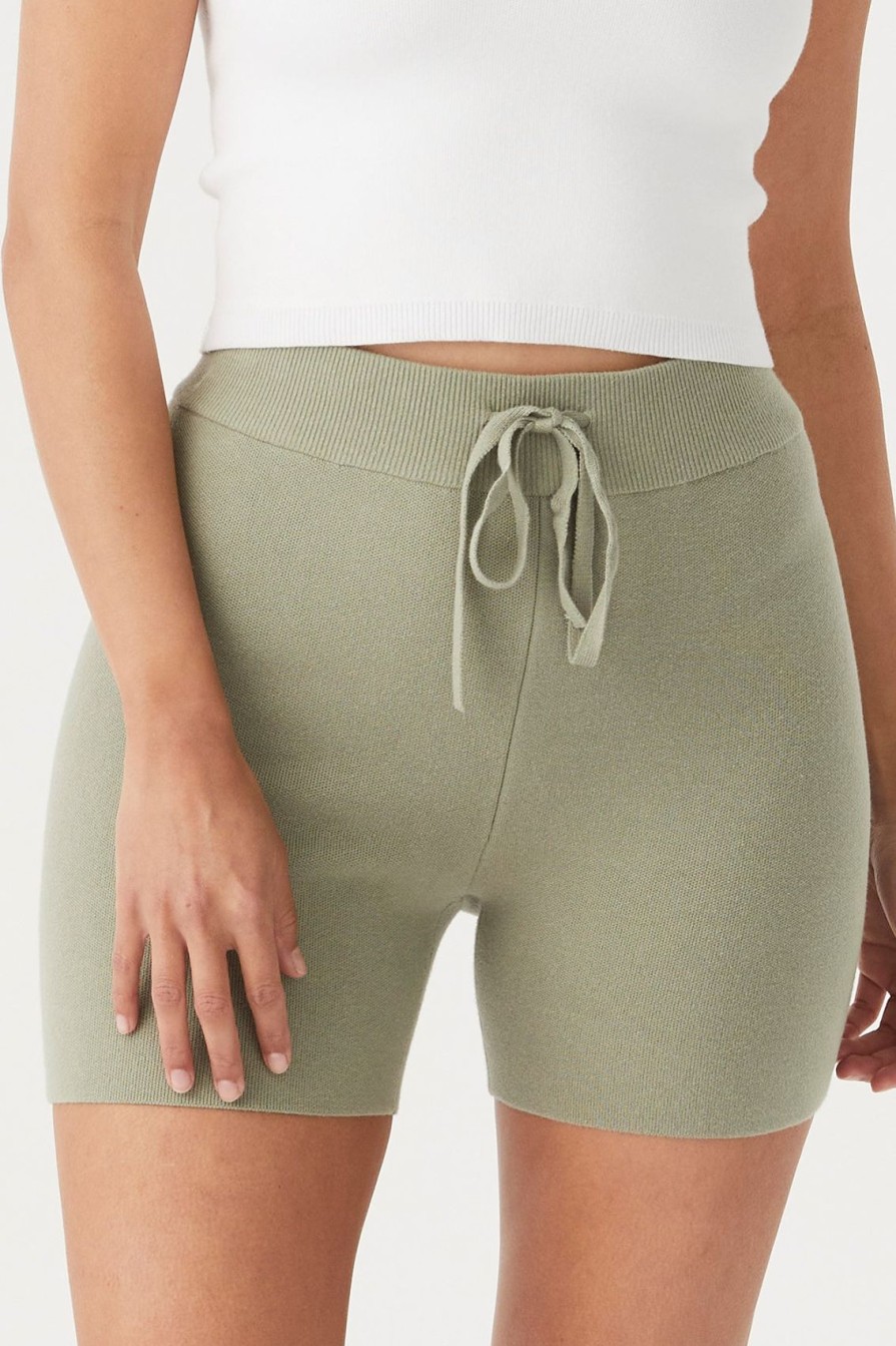 Arcaa Esta Short-Sage