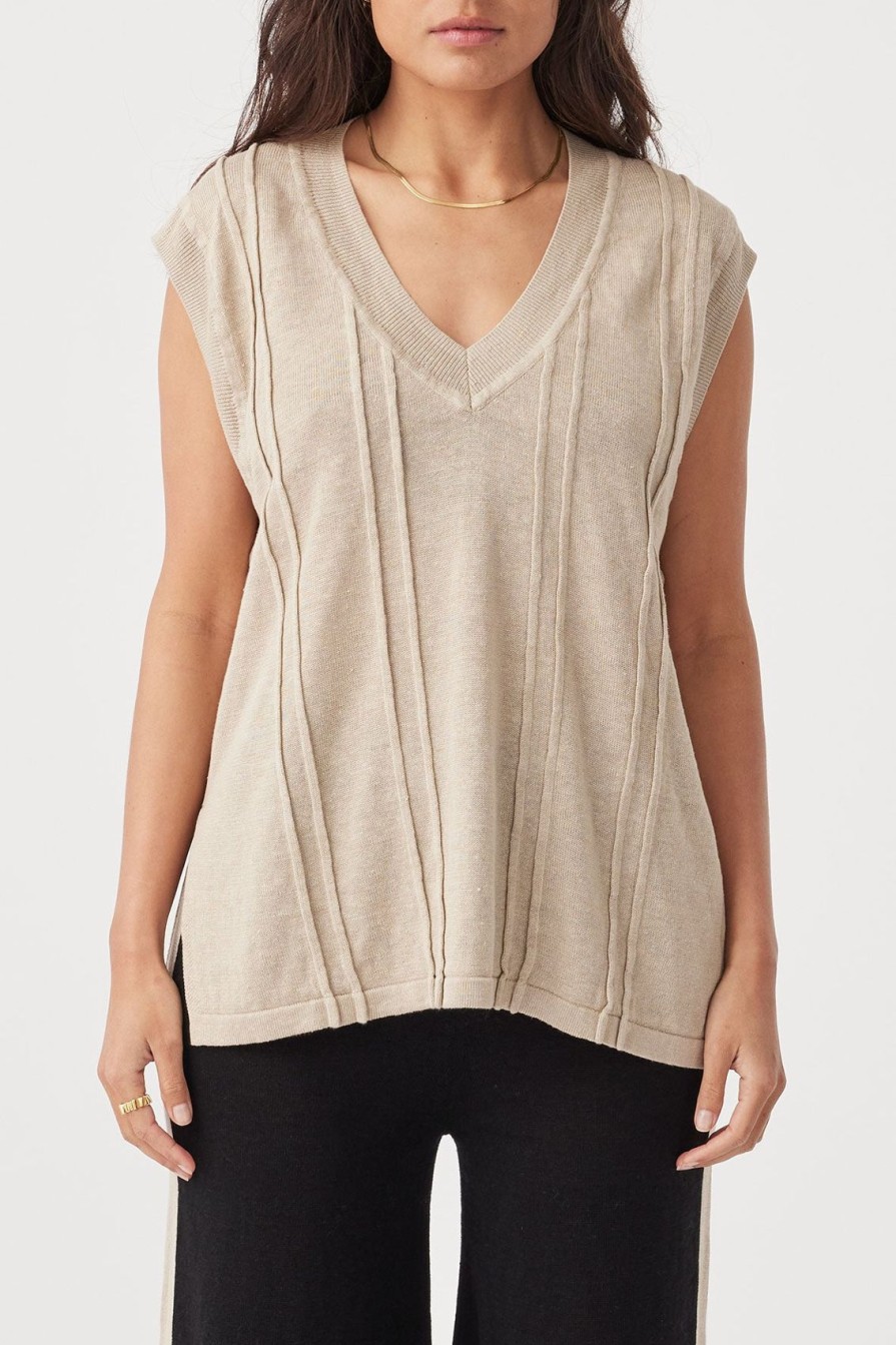 Arcaa Darcy Vest-Taupe